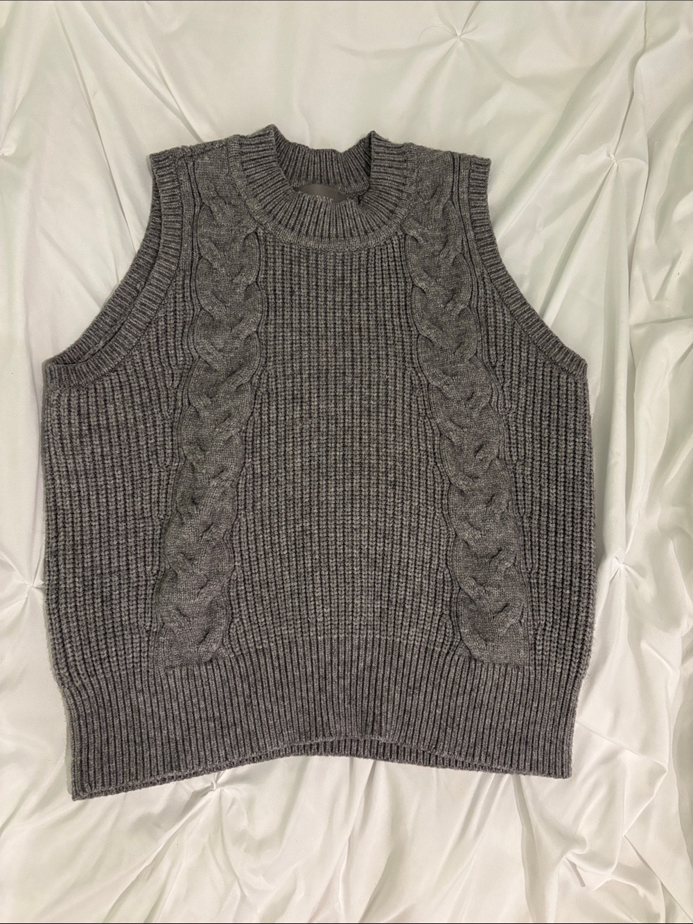 Gray Cable Knit Sleeveless Sweater Vest